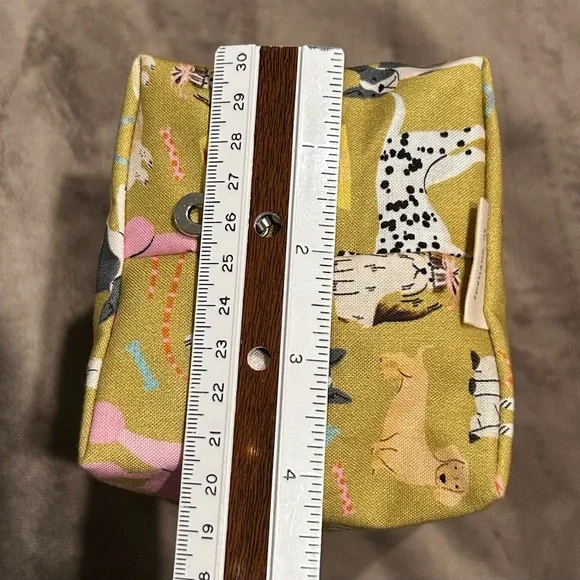 Dana Herbert Dog Print Cosmetic Case - Picture 12 of 12